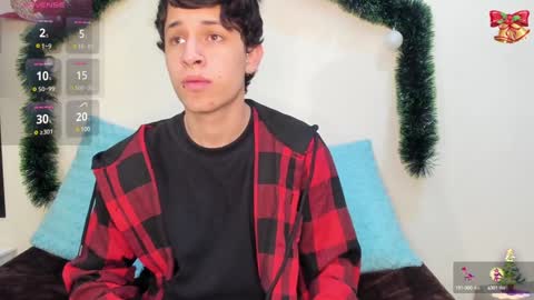 Axel Evanss online show from December 10, 1:00 pm