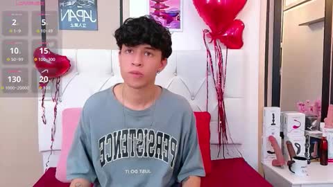 Axel Evanss online show from February 13, 2:11 pm