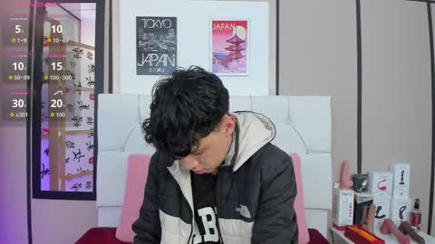 Axel Evanss online show from September 9, 1:43 pm