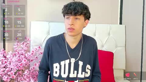 Axel Evanss online show from October 20, 12:20 pm