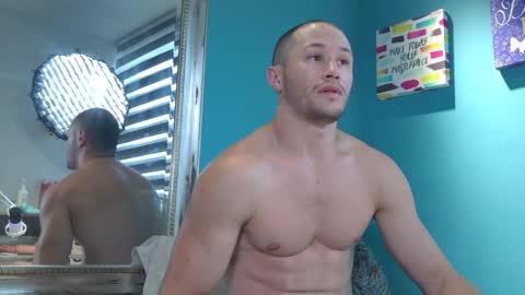 Axel Fairchaild online show from September 25, 4:06 pm