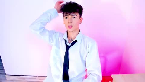 Axel online show from January 15, 4:05 am