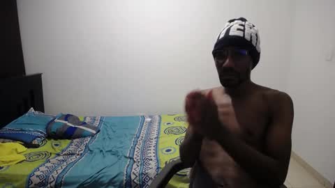 Snapshot of axel_rios_207467 chatting on October 23, 4:27 am axel rios online show from October 23, 4:27 am