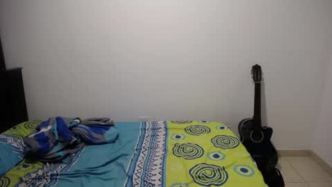 Snapshot of axel_rios_207467 chatting on October 18, 1:21 am axel rios online show from October 18, 1:21 am