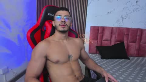 Axel  online show from January 16, 4:17 am