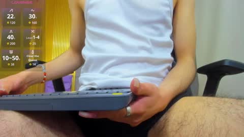 AXEL  online show from November 8, 7:55 am