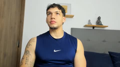 Snapshot of axel_taylor21 chatting on September 30, 4:21 pm INDEPENDENT MODEL  online show from September 30, 4:21 pm