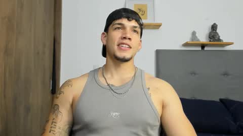 Snapshot of axel_taylor21 chatting on October 19, 6:28 am INDEPENDENT MODEL  online show from October 19, 6:28 am