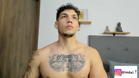 INDEPENDENT MODEL  online show from December 22, 1:47 am