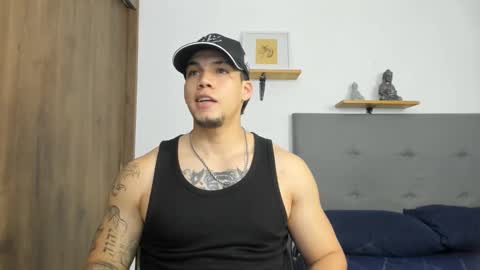 Snapshot of axel_taylor21 chatting on October 20, 6:39 am INDEPENDENT MODEL  online show from October 20, 6:39 am