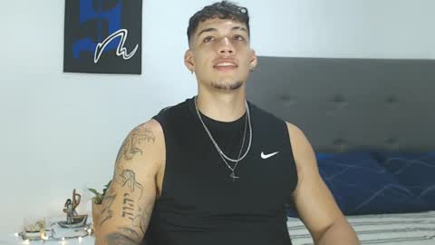 Snapshot of axel_taylor21 chatting on January 19, 5:48 am INDEPENDENT MODEL  online show from January 19, 5:48 am