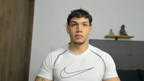 Snapshot of axel_taylor21 chatting on September 29, 1:41 pm INDEPENDENT MODEL  online show from September 29, 1:41 pm