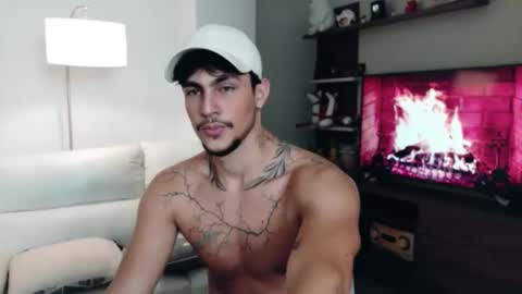 axelblack7 online show from May 11, 3:08 am