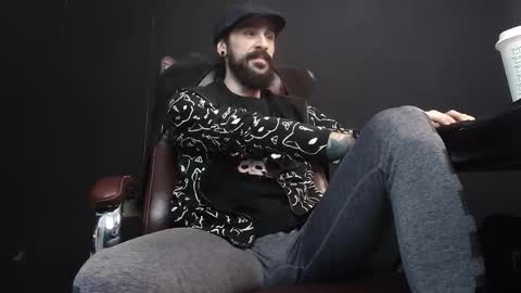 AxelColton online show from February 9, 6:01 am