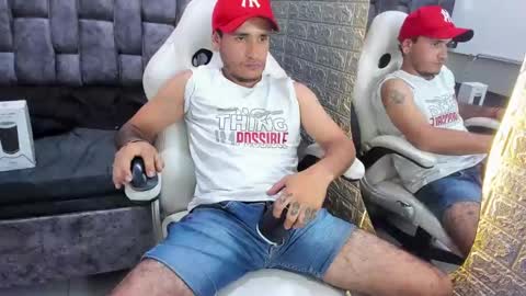 Axell Cross2 online show from February 4, 11:49 pm