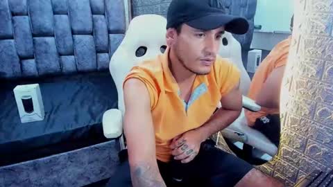 Axell Cross2 online show from February 6, 11:48 pm