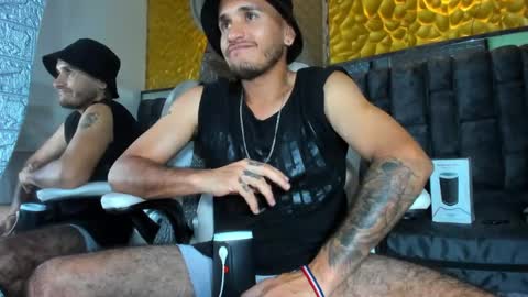 Axell Cross2 online show from March 11, 11:15 pm