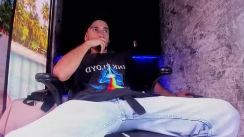 Axell Cross2 online show from March 24, 12:32 pm