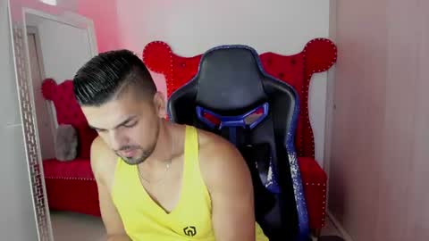 Axel online show from July 15, 11:28 am