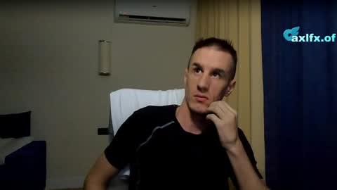 Axl online show from March 25, 1:53 am