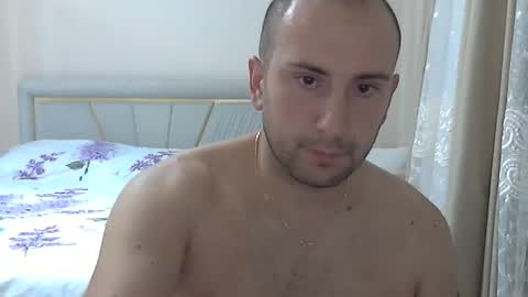 Snapshot of aymax95 chatting on October 9, 4:45 pm AYBOY online show from October 9, 4:45 pm