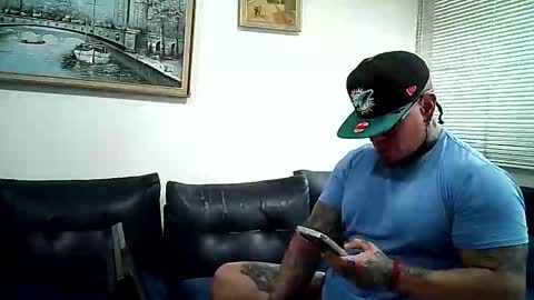 Ayrton naffah2 online show from May 26, 9:11 pm