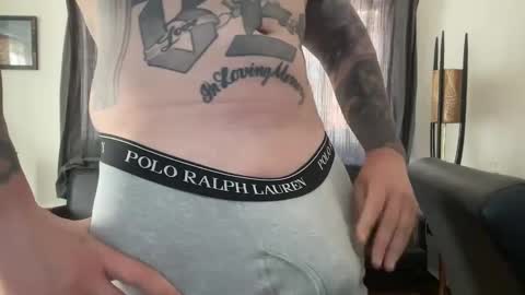 Snapshot of az_tatts chatting on October 5, 6:56 pm az_tatts online show from October 5, 6:56 pm