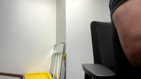 azdude26 online show from April 17, 2:31 pm