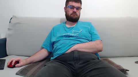 Azer online show from October 19, 4:32 pm