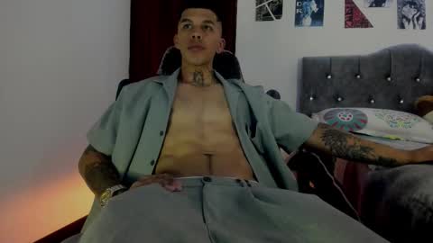 OF GxoXabs online show from December 16, 7:43 pm