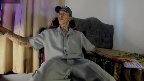 OF GxoXabs online show from December 2, 9:07 pm