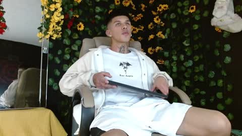 OF GxoXabs online show from December 15, 2:08 am