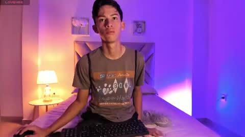 baby_noaht online show from June 16, 12:29 pm