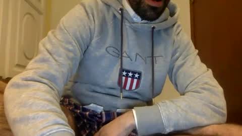 Tom A.    online show from January 4, 7:02 pm