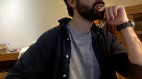 Tom A.    online show from December 12, 6:21 pm