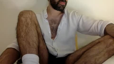 Tom A.    online show from October 3, 5:34 am