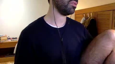 Tom A.    online show from February 3, 7:42 pm