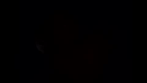 babyzombieaop199579 online show from May 7, 10:26 am
