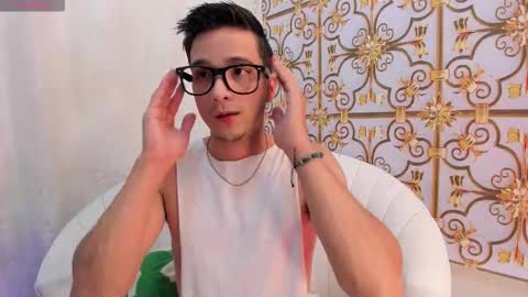 bad_boy_21_ online show from March 25, 3:54 am