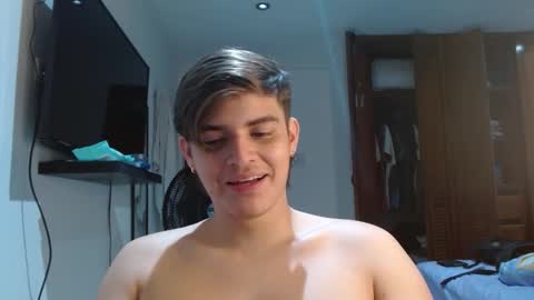 badbunny_69_ online show from January 10, 7:23 am