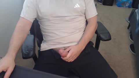 baddaddy77 online show from October 6, 7:51 pm