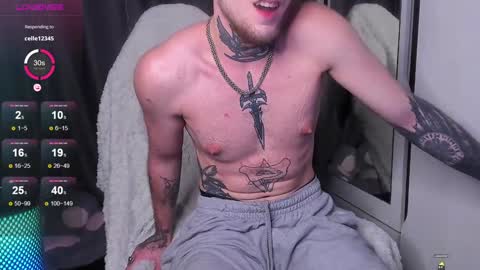 Alex online show from February 1, 1:44 am