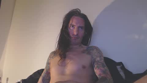 Bailey online show from April 1, 4:03 am