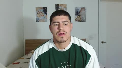 Snapshot of baltazardupont chatting on January 23, 12:41 pm Andres -  online show from January 23, 12:41 pm