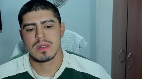 Snapshot of baltazardupont chatting on October 21, 12:19 pm Andres -  online show from October 21, 12:19 pm