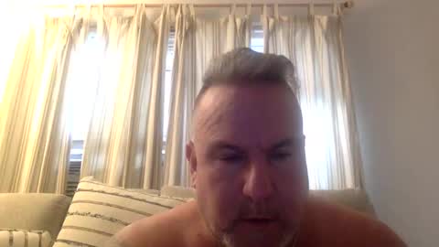 banana5289 online show from January 1, 8:26 pm