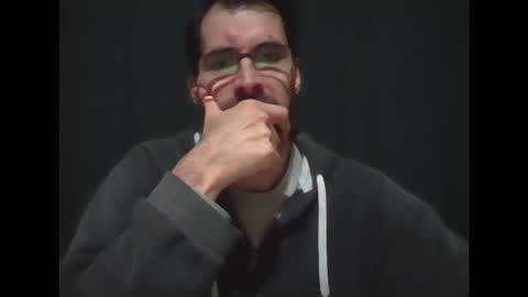 Ezequiel online show from March 24, 1:33 am