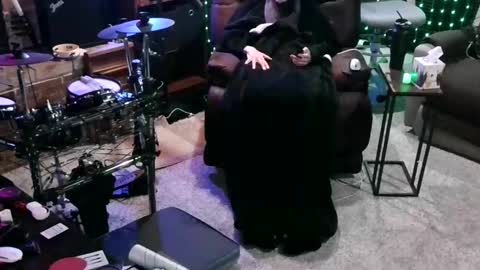 BANJOEY online show from March 18, 3:20 am