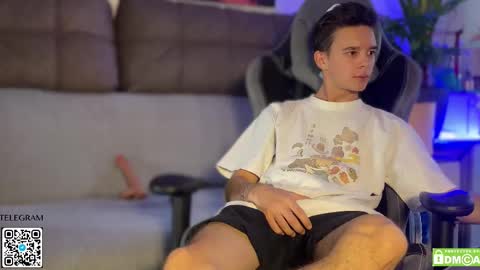 Fansly  Barney  and Kevin T  online show from October 27, 4:37 am