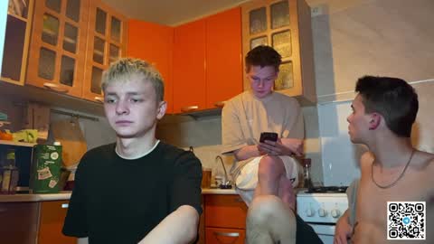 Fansly  Barney  and Kevin T  online show from December 2, 6:30 pm